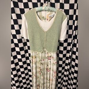 Allison-Che Classic 90s Dress
